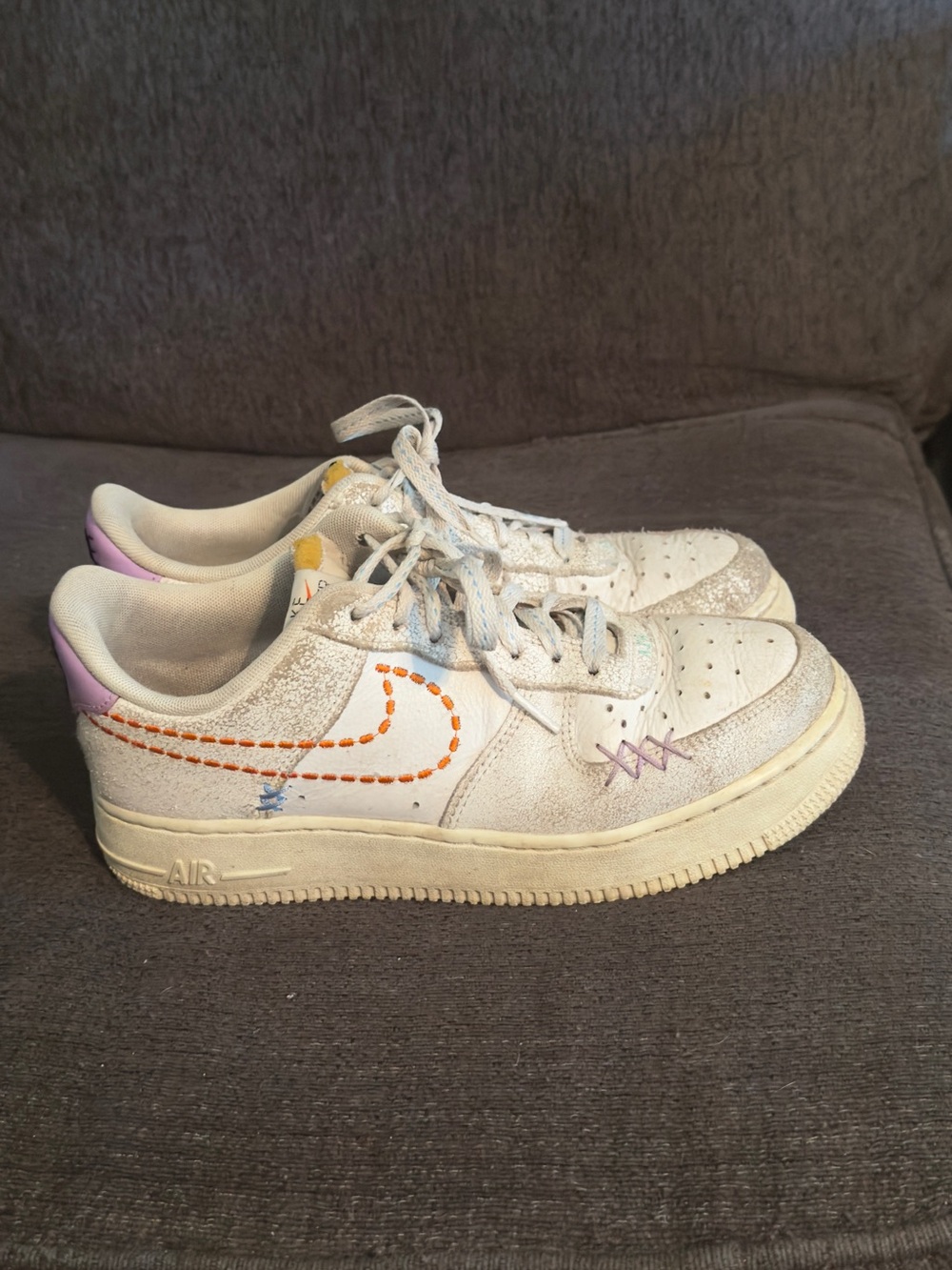 Women’s NIKE Air Force 1. Size 8.5